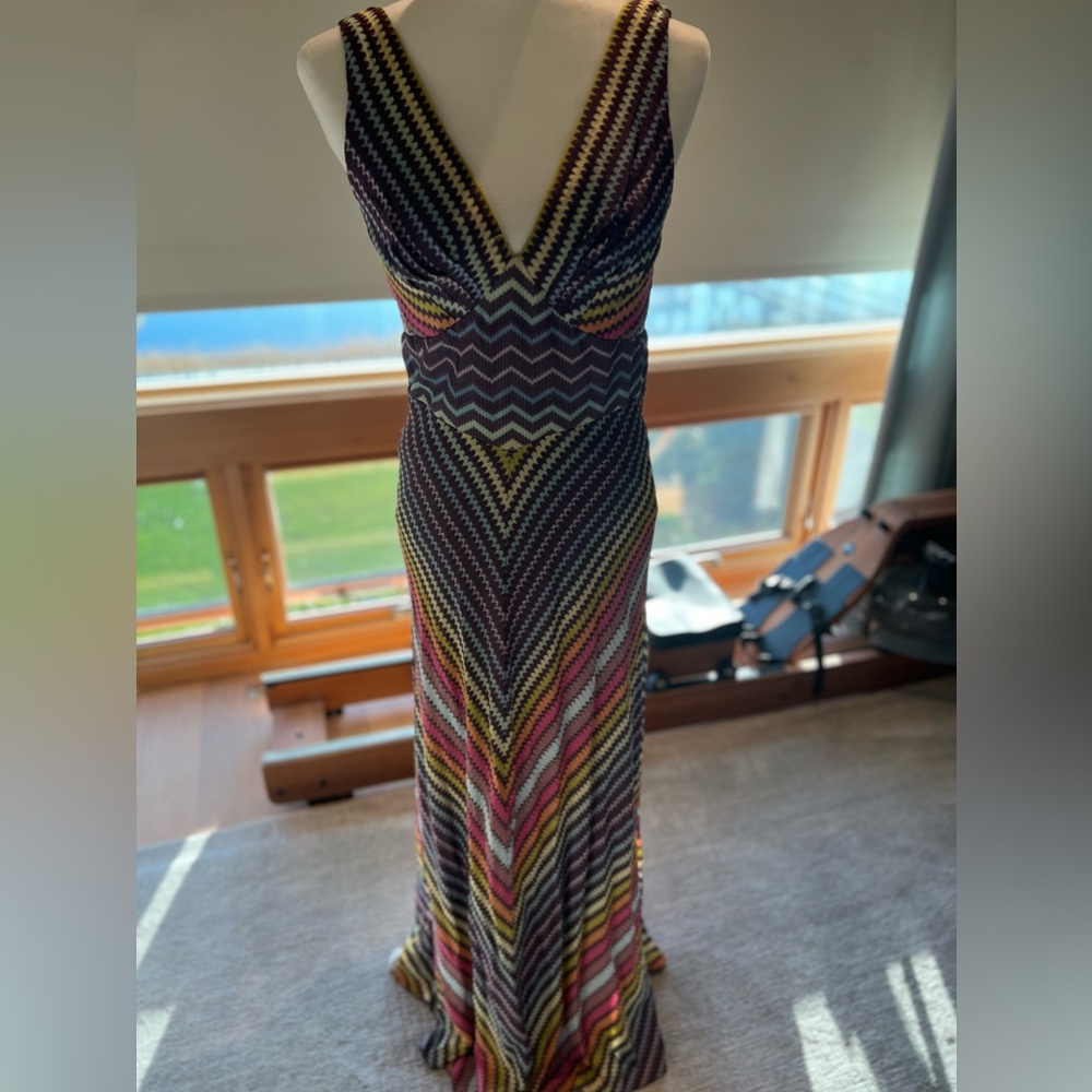 Vintage Missoni colorful long dress with Signiature Missoni zig zags. Size 36.